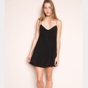 Tie back Rosen dress from brandy!🌟